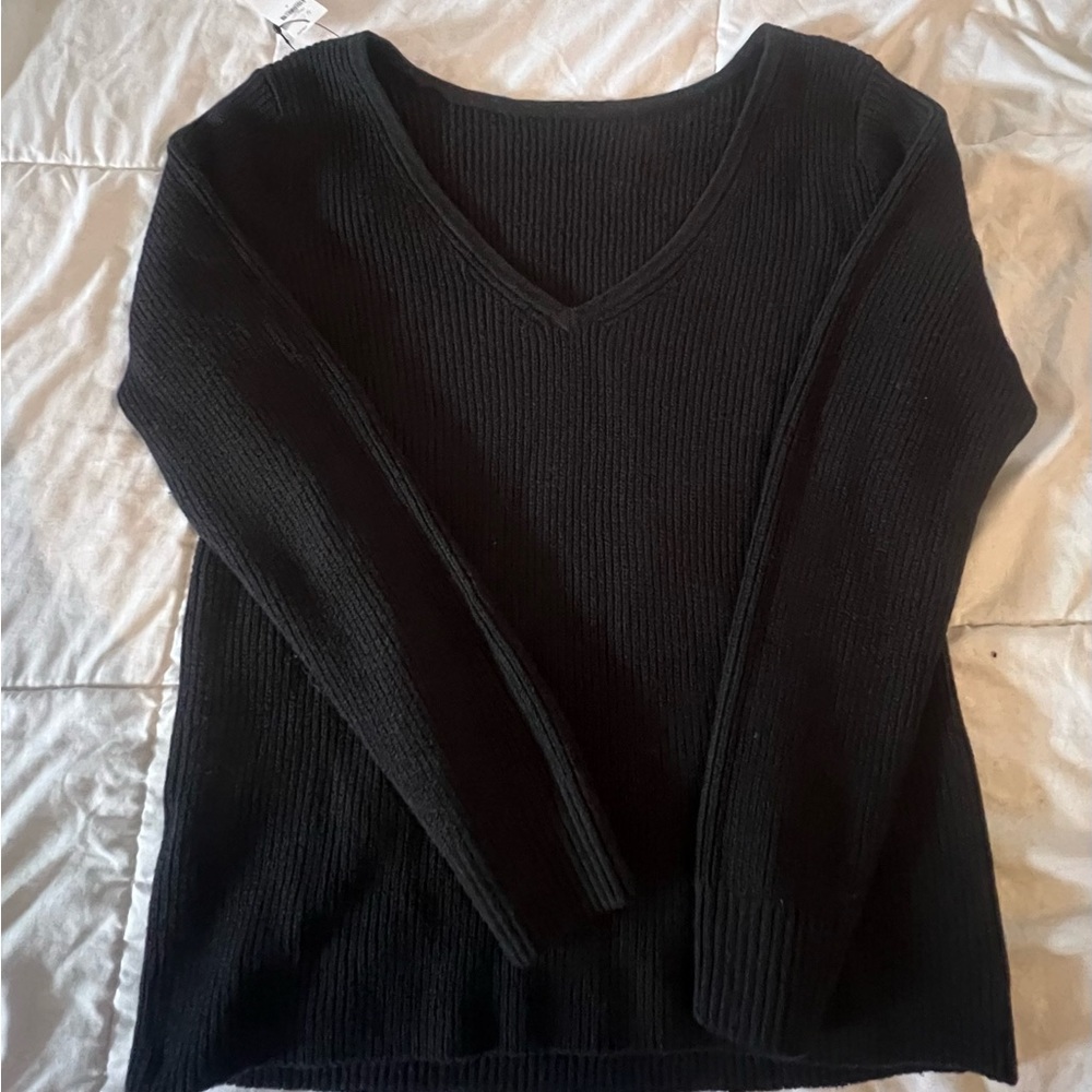 Banana Republic size small black sweater NWT